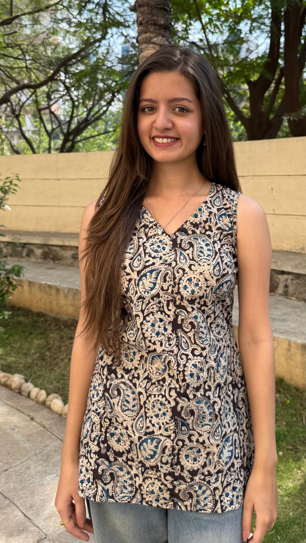 COMBO OF 3 KALAMKARI SHORT TOPS (With Sling Bag)