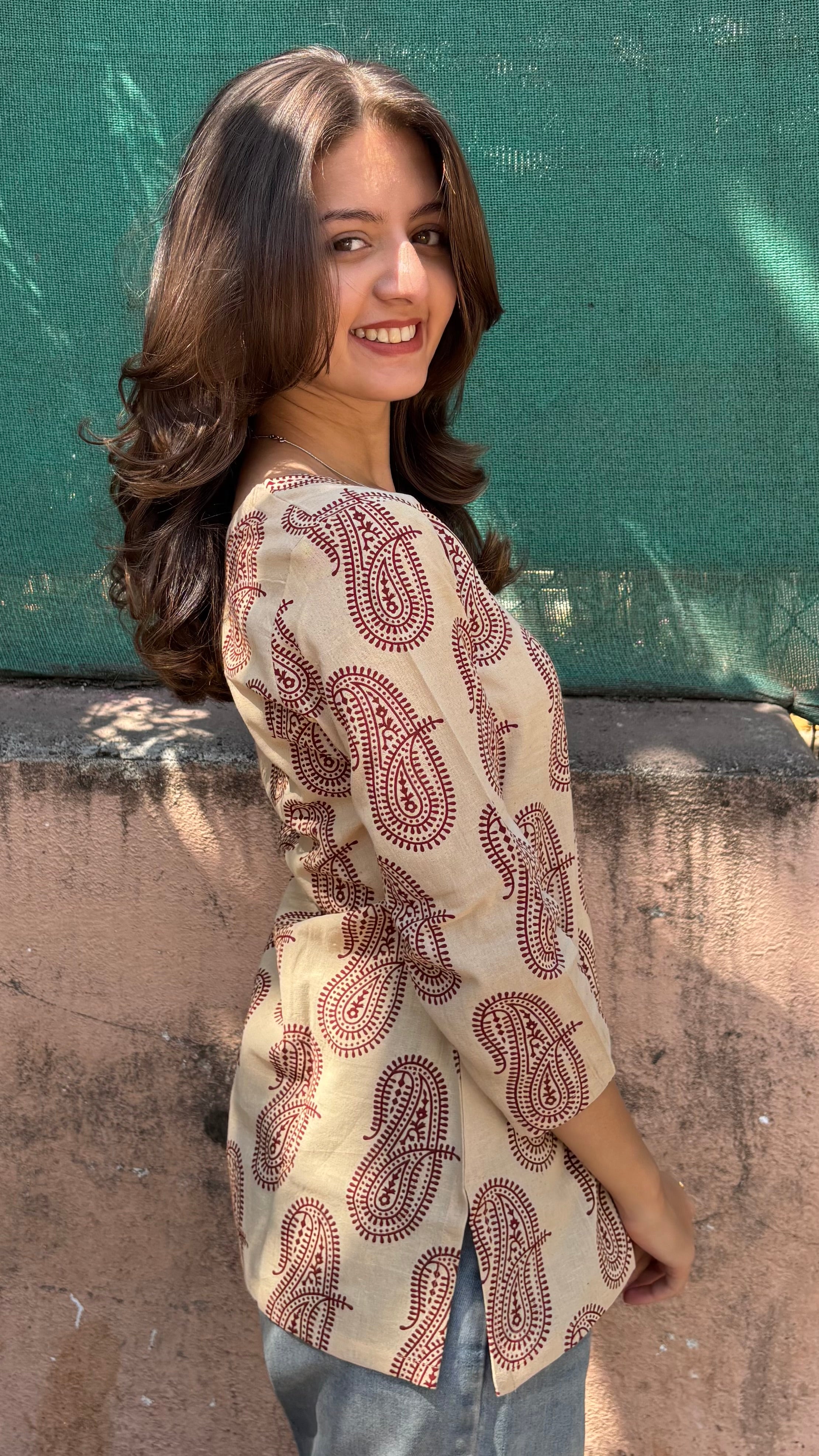 Combo of 2 Short Top 3/4 sleeves(With sling bag)