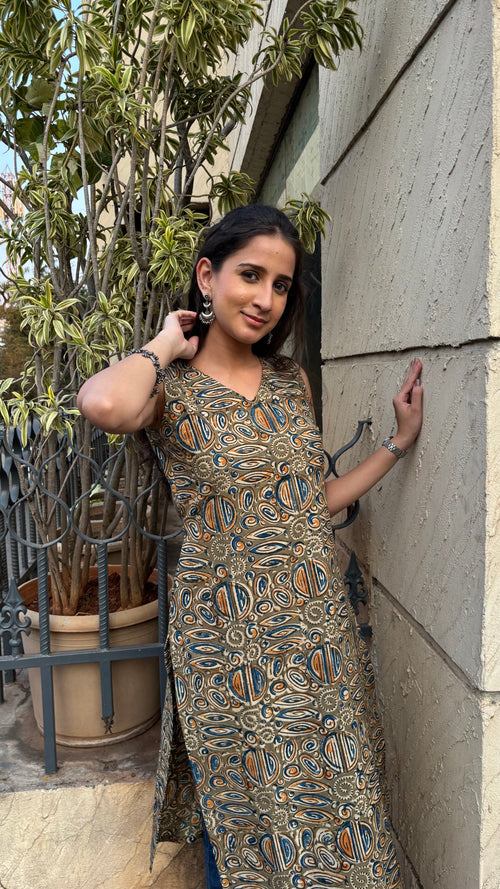 COMBO OF 3 KALAMKARI LONG KURTI (with Sling bag)