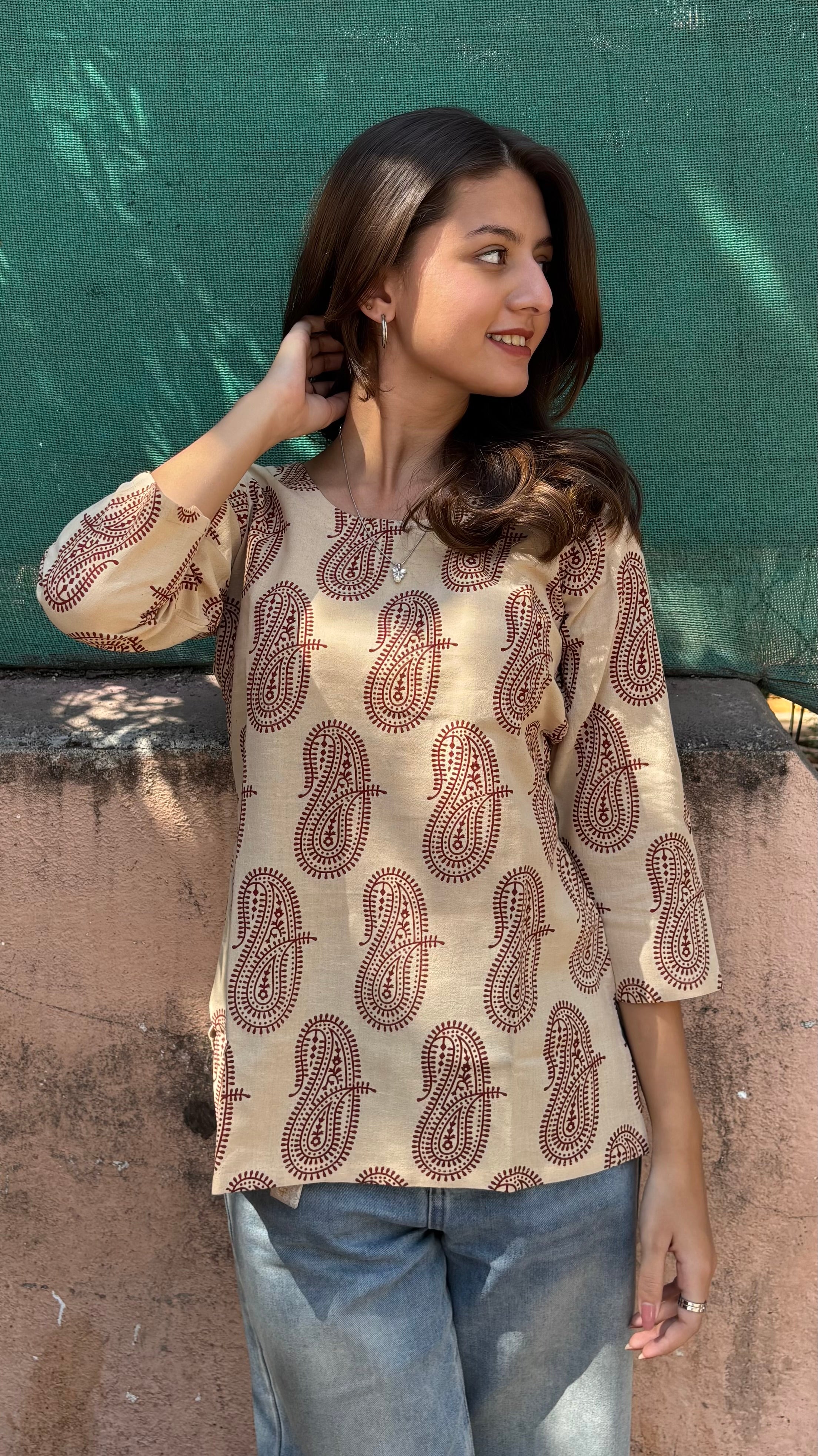 Combo of 2 Short Top 3/4 sleeves(With sling bag)