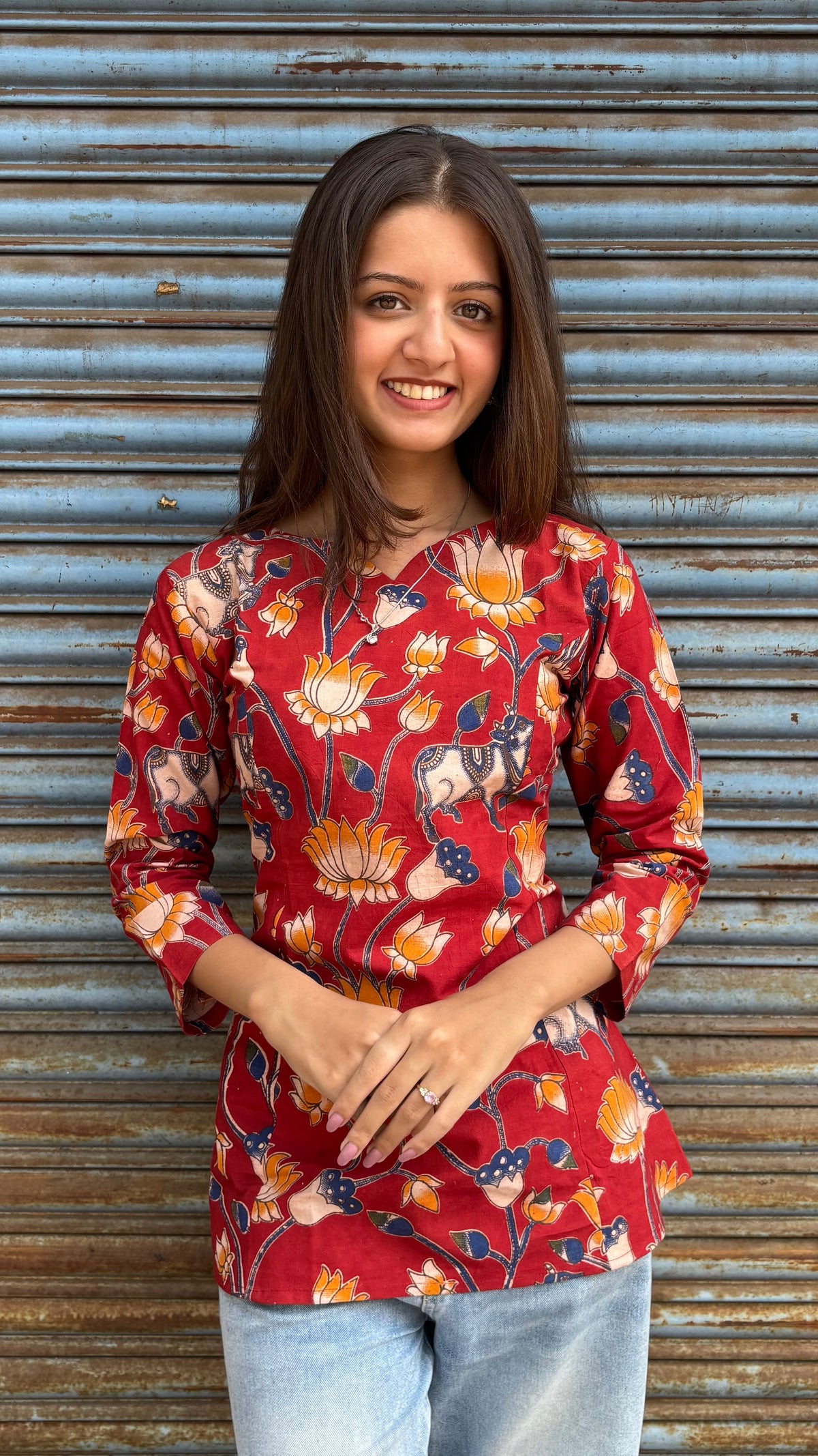 Kalamkari red short top
