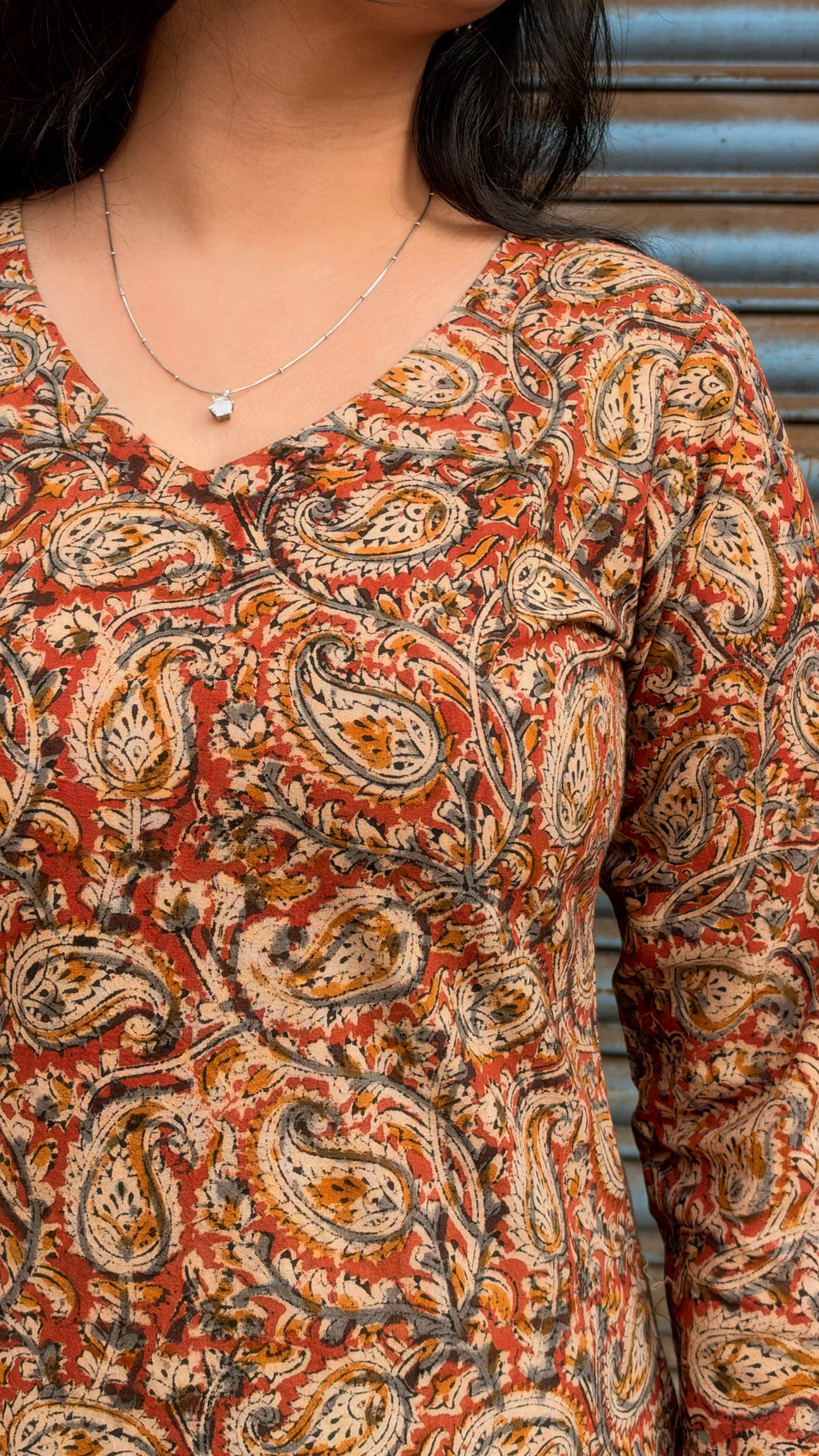 Combo of 2 Long Kurti with 3/4 Sleeves(with sling bag)