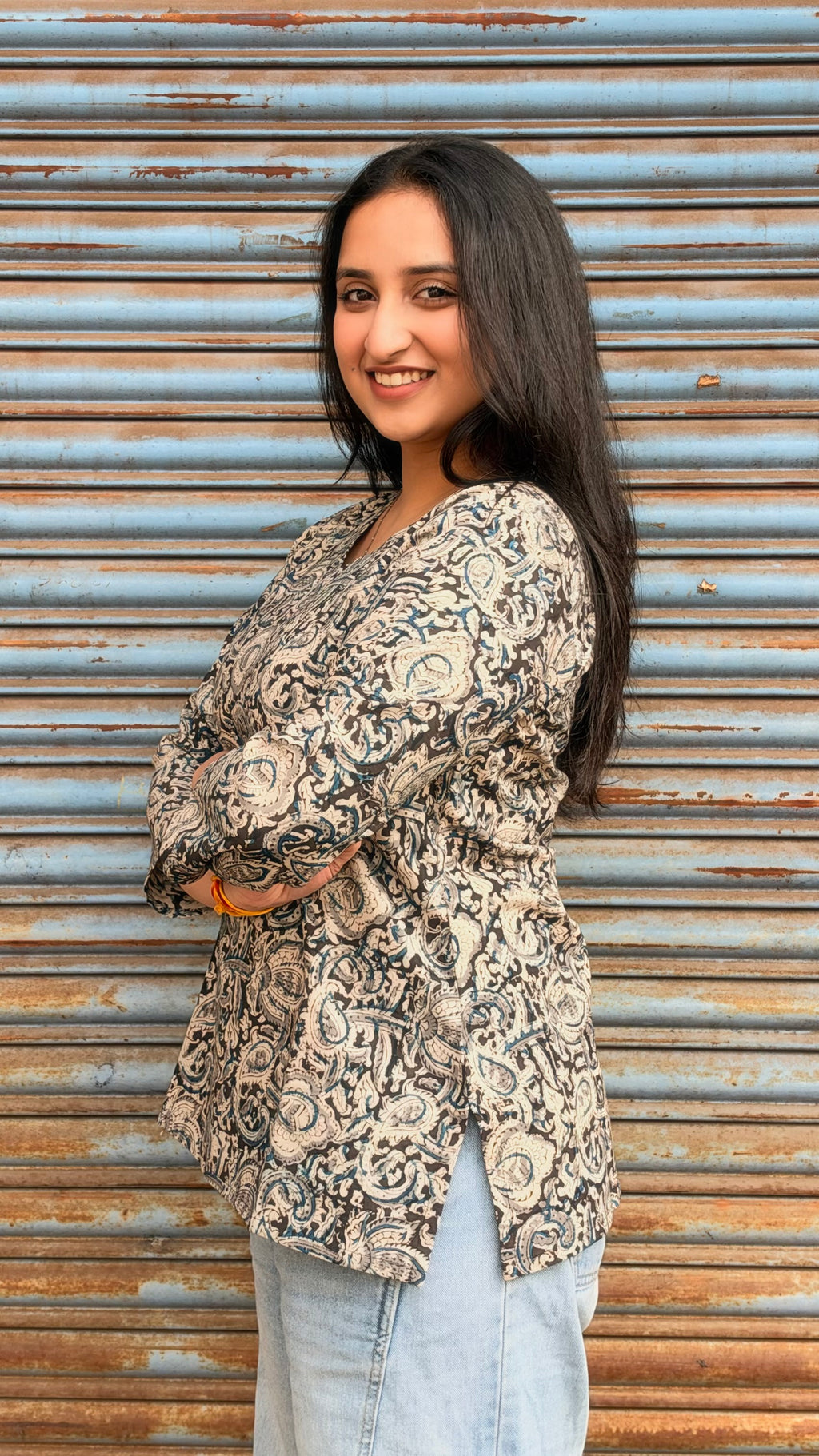 Combo of 2 Short top with 3/4 Sleeves(with sling bag)