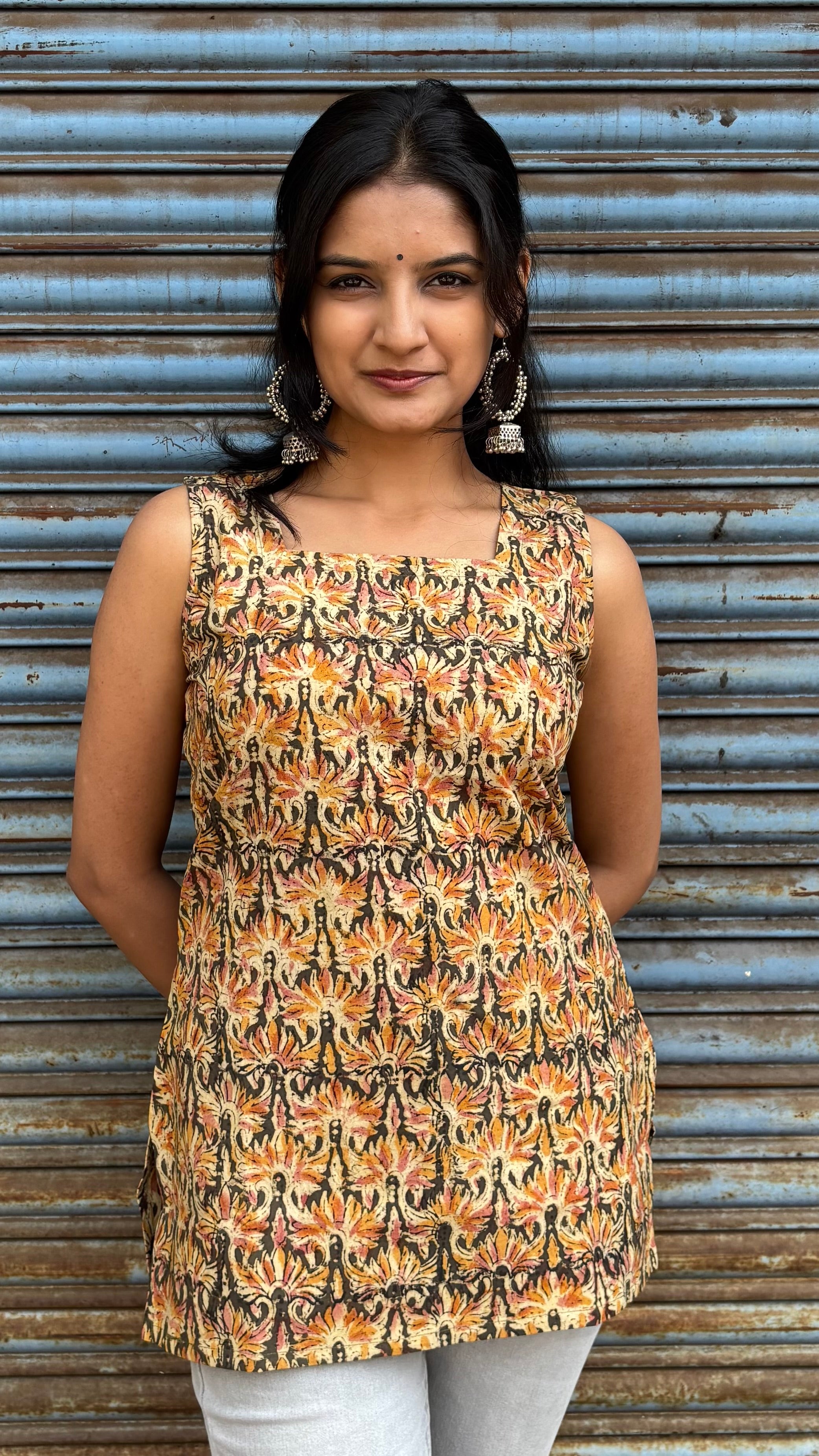 Combo of 3 Kalamari Short tops (with sling bag)