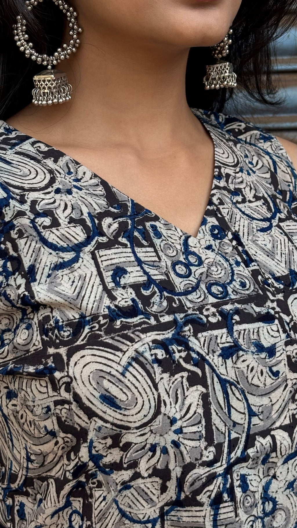 Combo of 3 Kalamari Short tops (with sling bag)