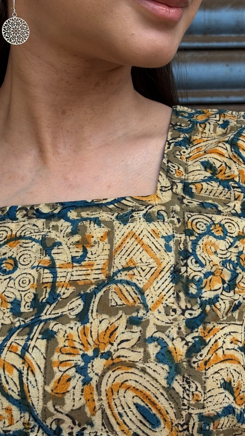 Combo of 3 Kalamari Short tops (with sling bag)