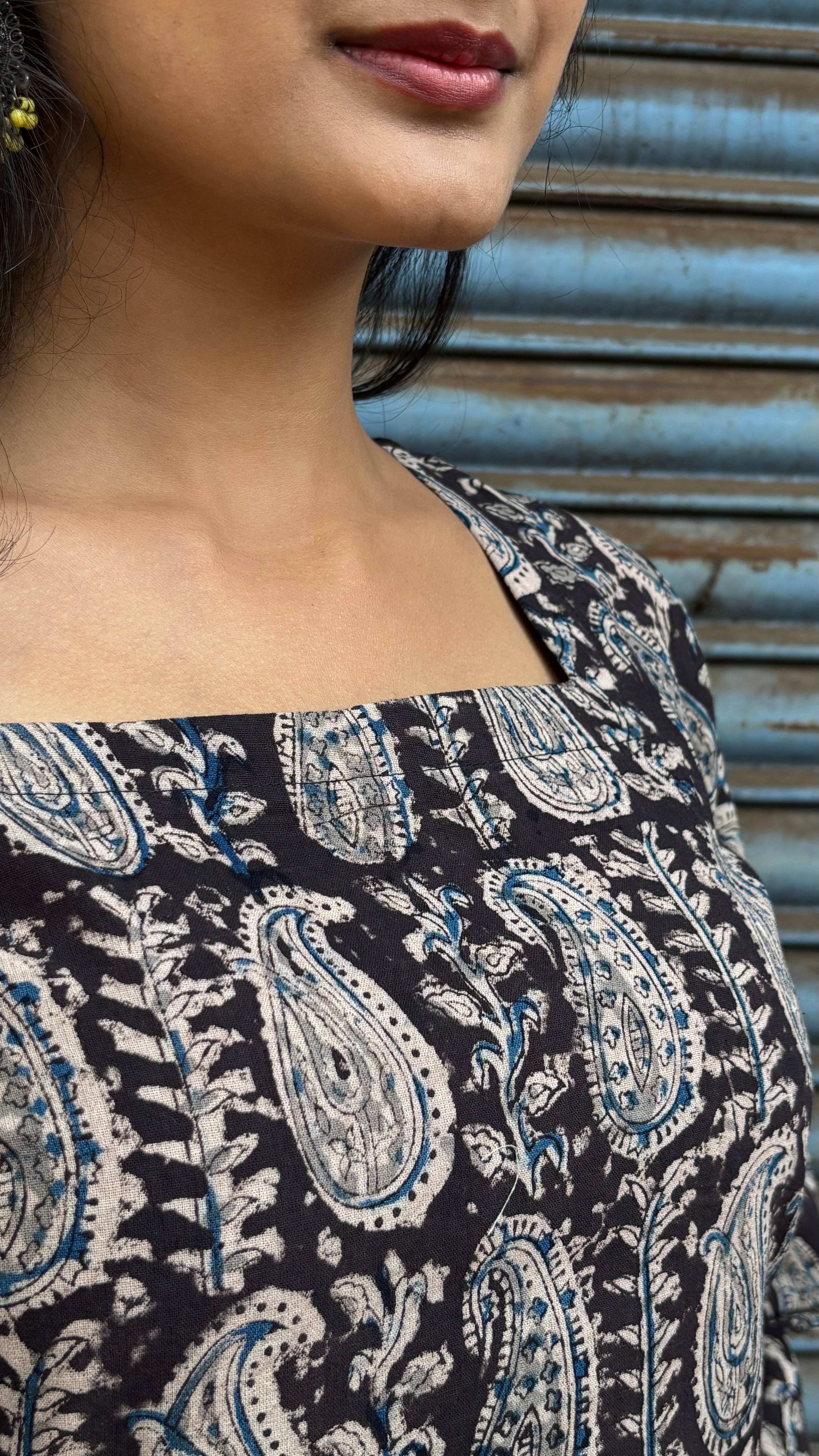 Combo of 2 kalamkari short tops (sling bag)