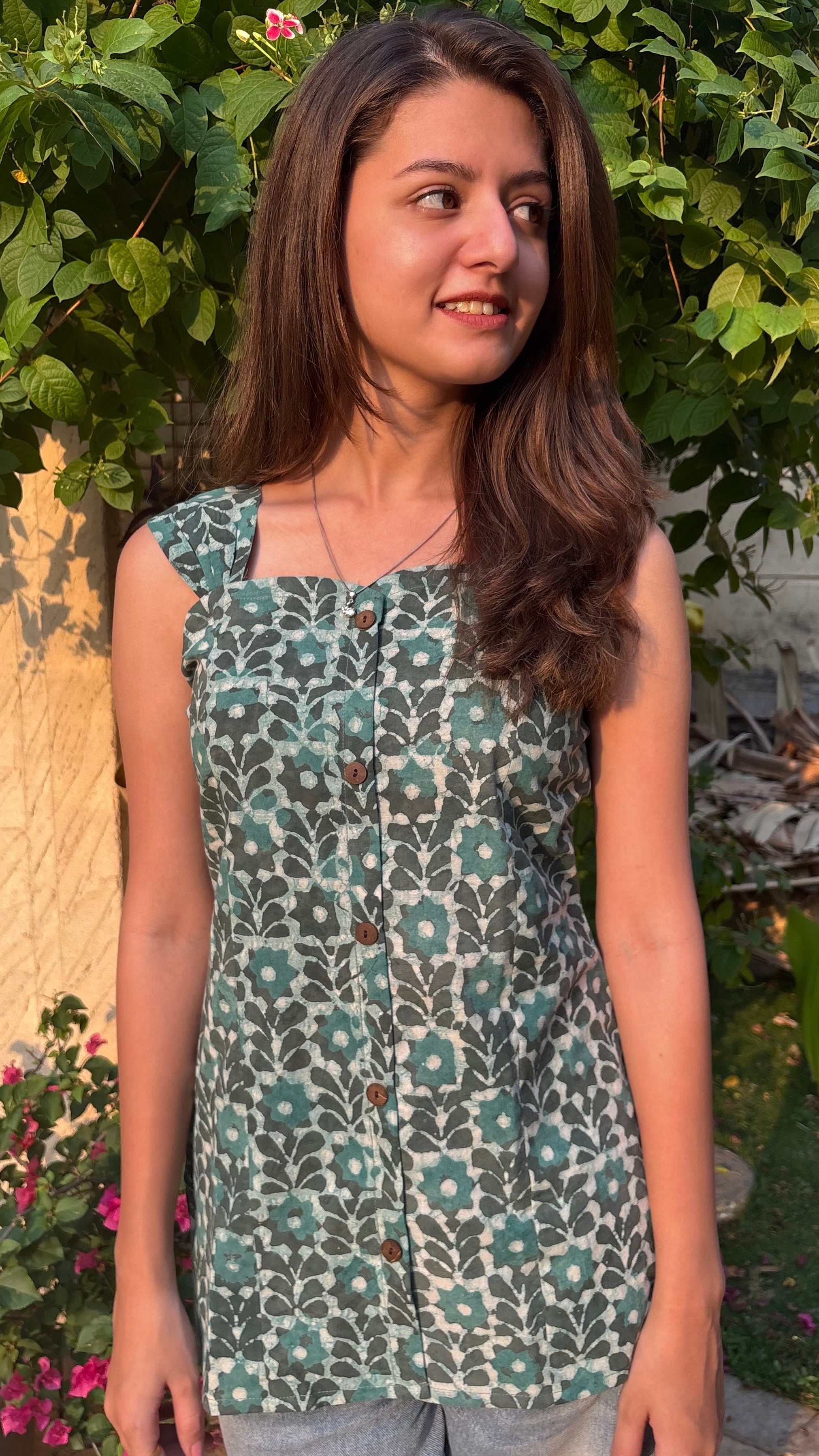 Blue Dabu Print short top