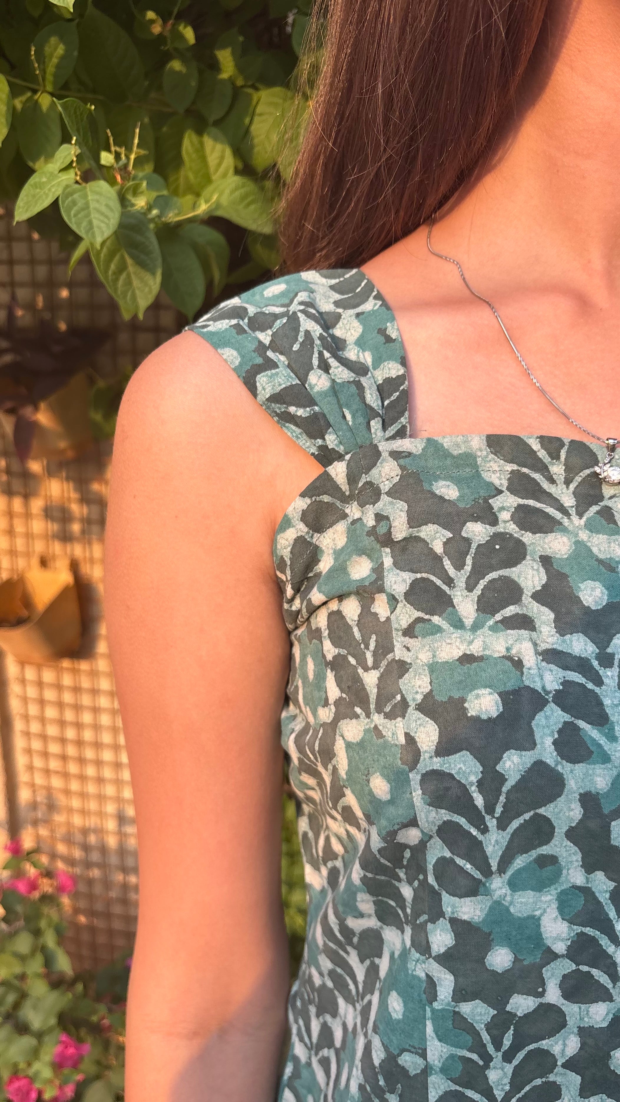 Blue Dabu Print short top