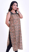 Kalamkari straight kurti with black yoke
