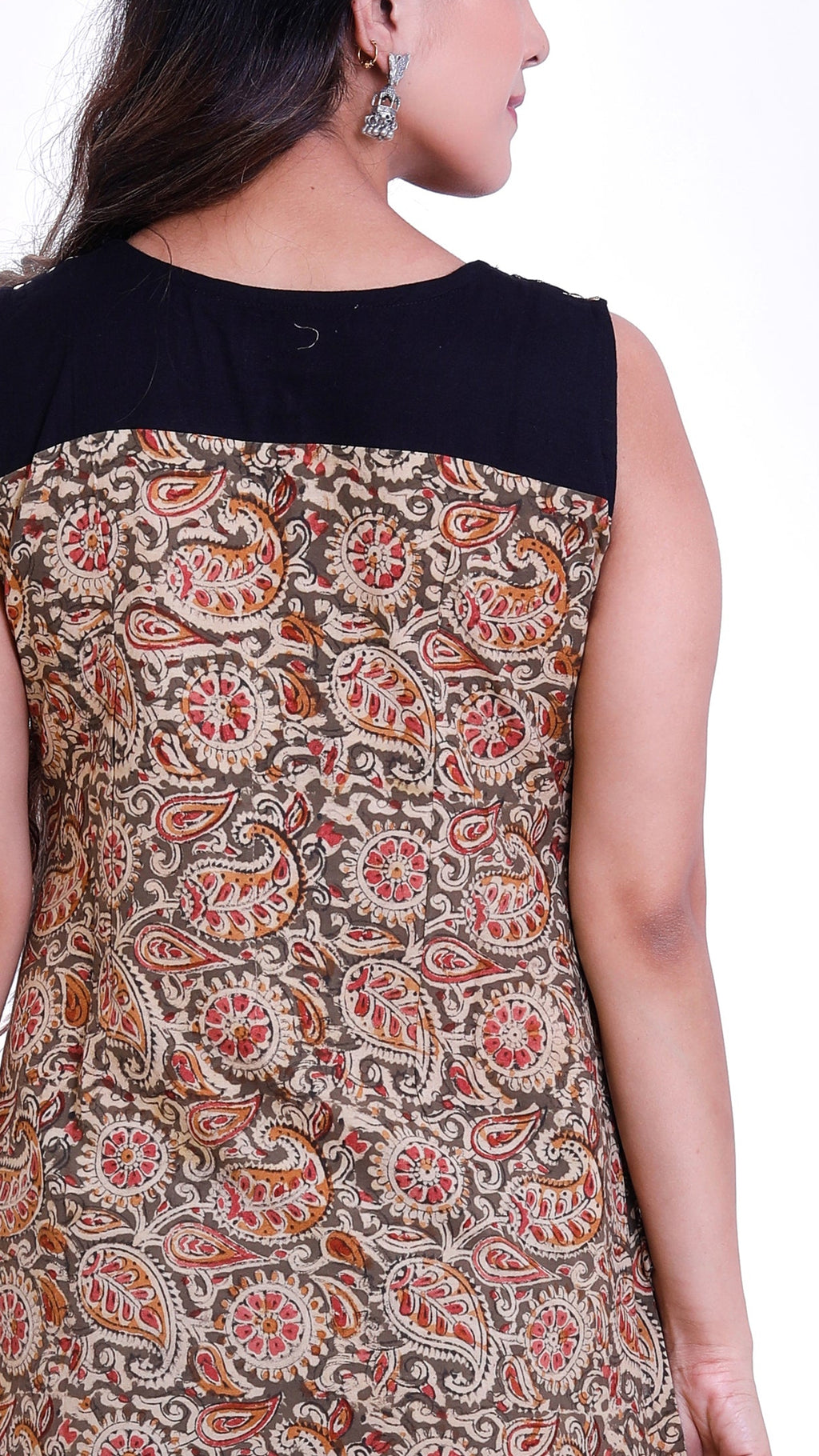 Kalamkari straight kurti with black yoke